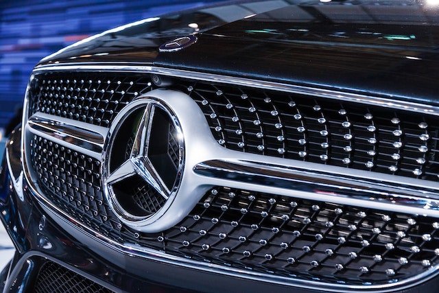 Mercedes paintless dent repair